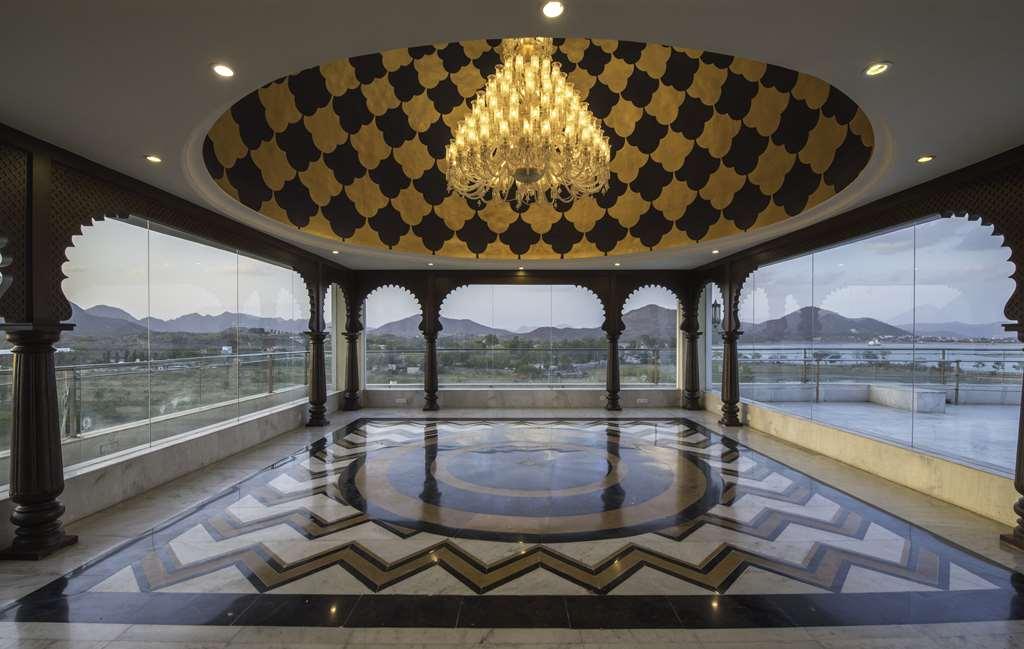 Radisson Blu Udaipur Palace Resort & Spa Bekvämligheter bild